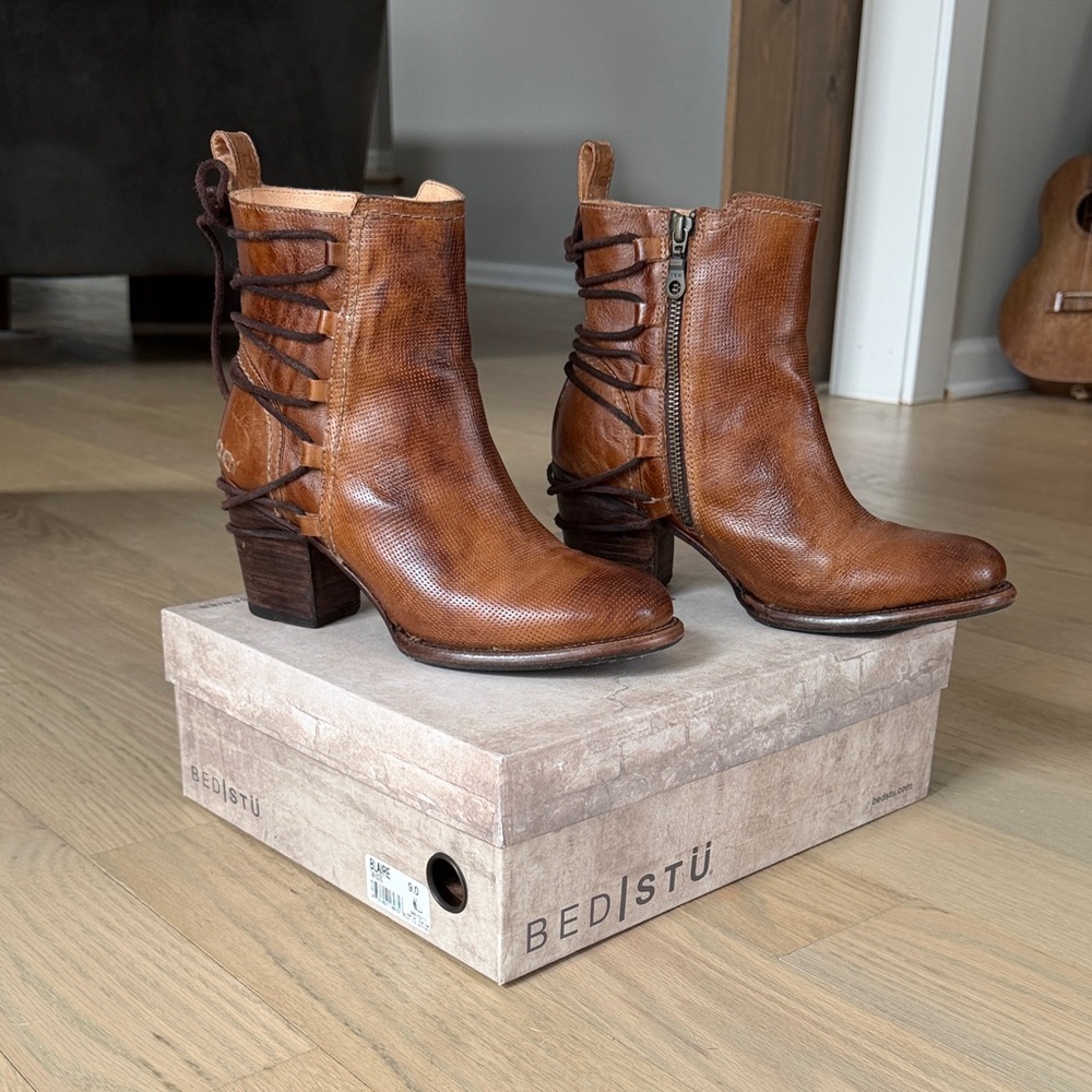 BED|STU Women's Brown Leather Lace-Up Ankle Boots with box! Size 9